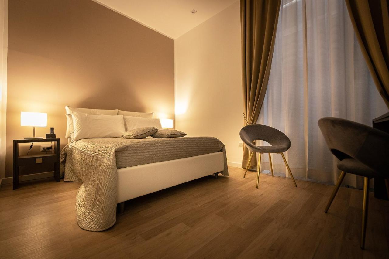 נאפולי Fj Bianco Guest House מראה חיצוני תמונה