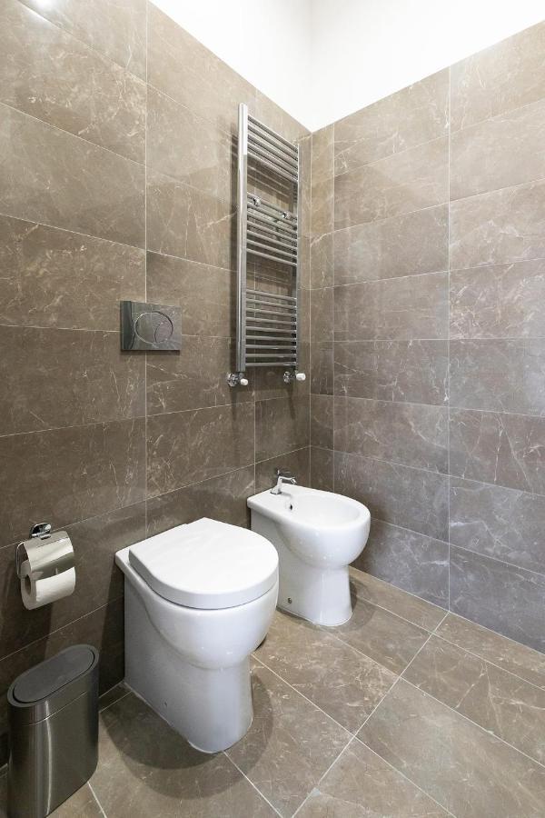 נאפולי Fj Bianco Guest House מראה חיצוני תמונה